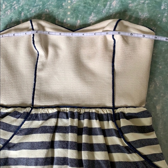 SMALL Striped strapless summer dress - cutout back - Picture 9 of 9